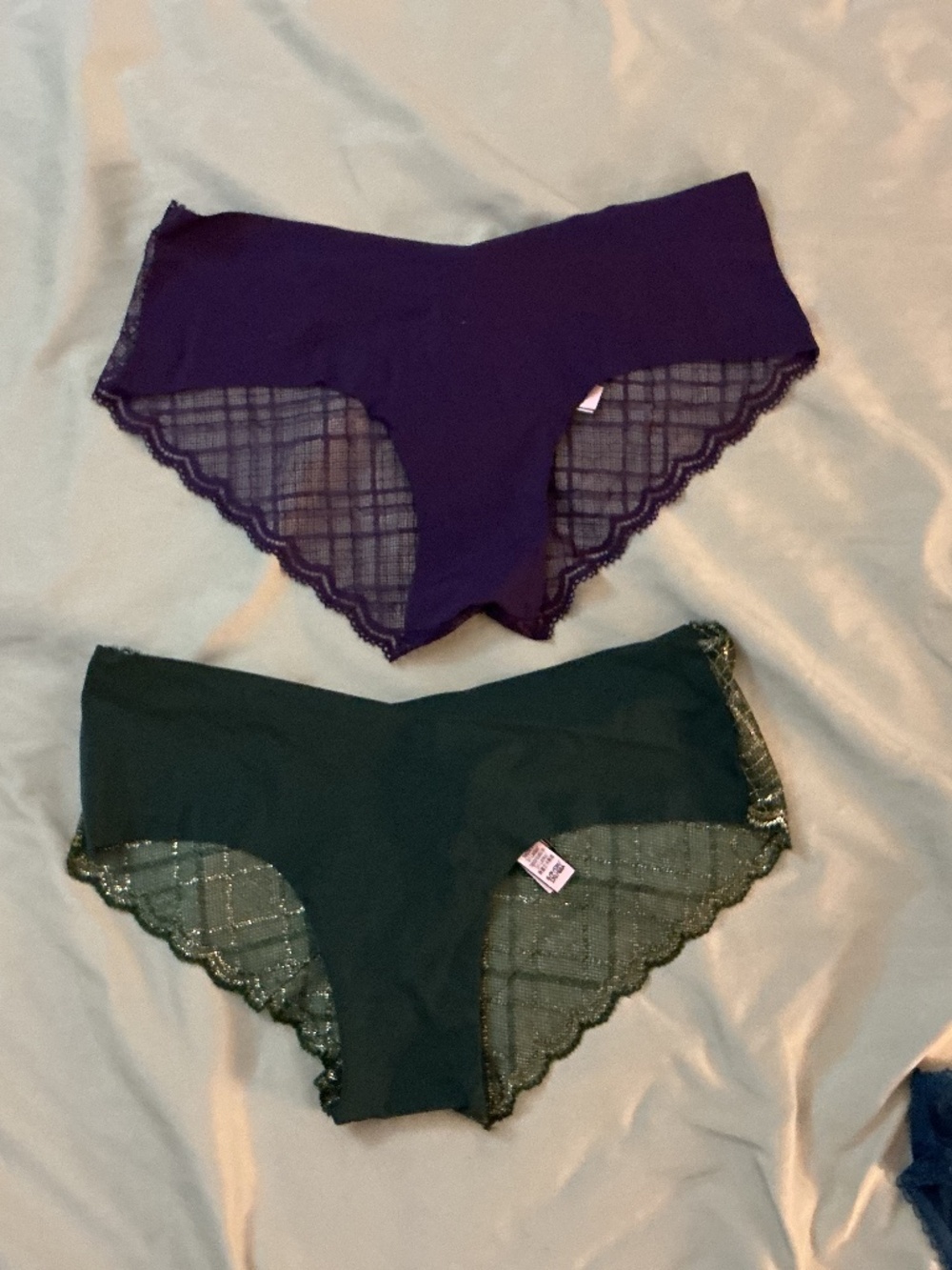 Victoria’s Secret lot of 2 cheeky panties